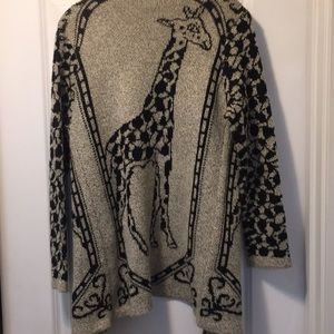 Giraffe sweater Size M